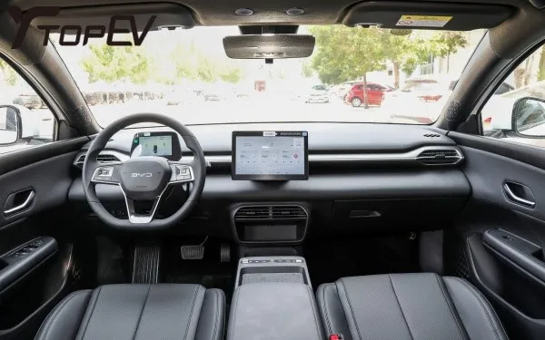 BYD e7 interior BYD e7 interior